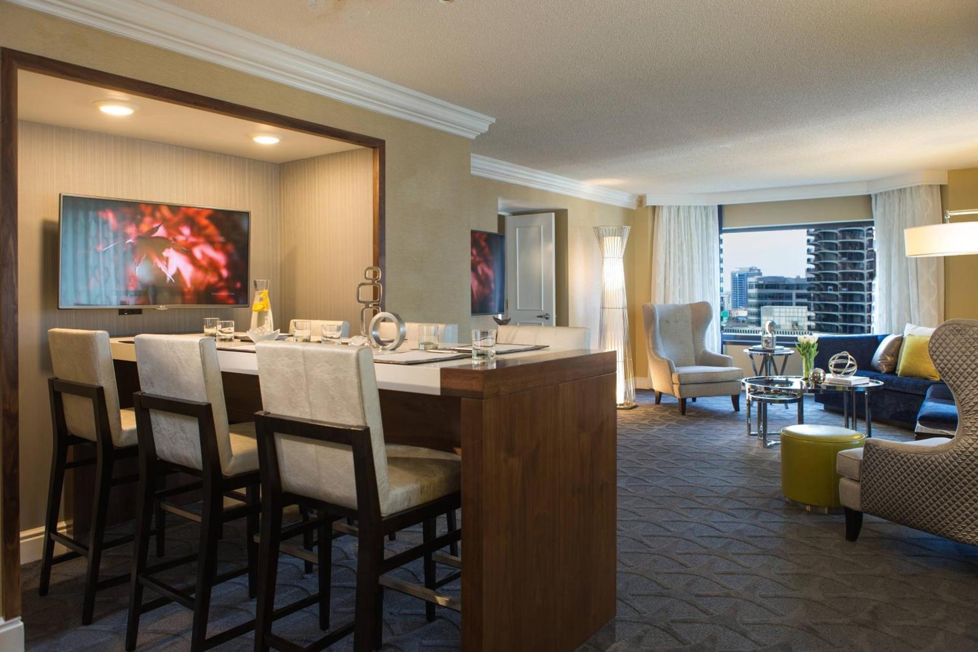 Renaissance Chicago Downtown Hotel מראה חיצוני תמונה
